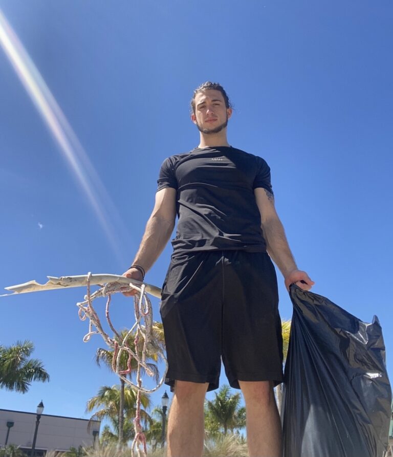 7BD362D1-5D19-4838-B3F8-708BAE54359A